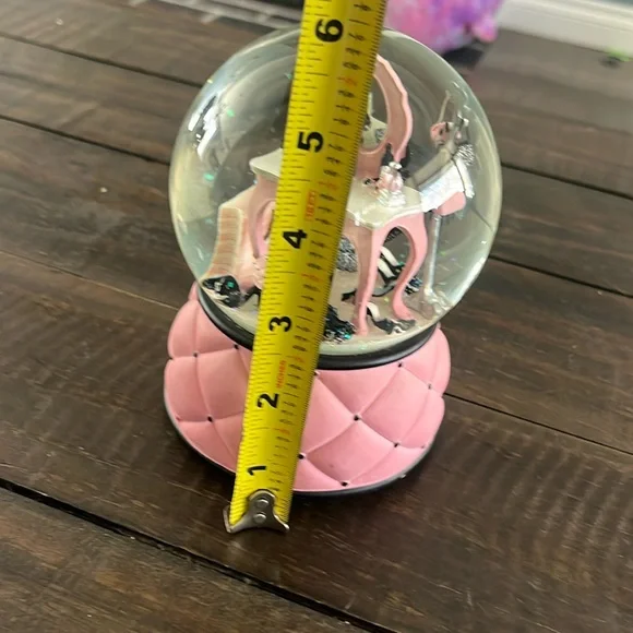 Victoria's Secret Vintage Musical Globe - Picture 14 of 17